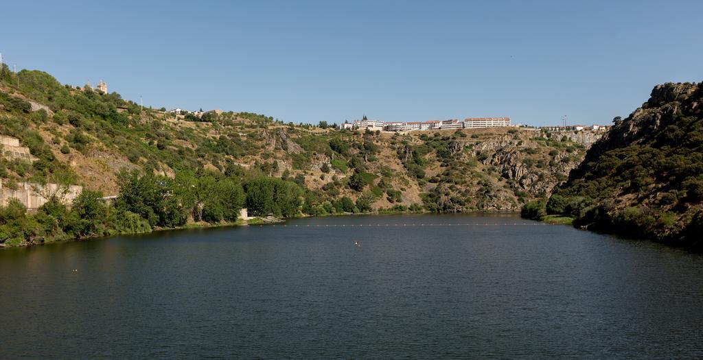 Hotel Parador Santa Catarina Miranda do Douro Esterno foto